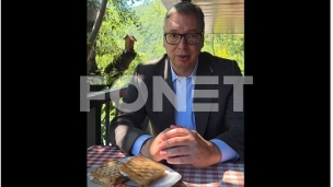 Ko će da pruži ruku?